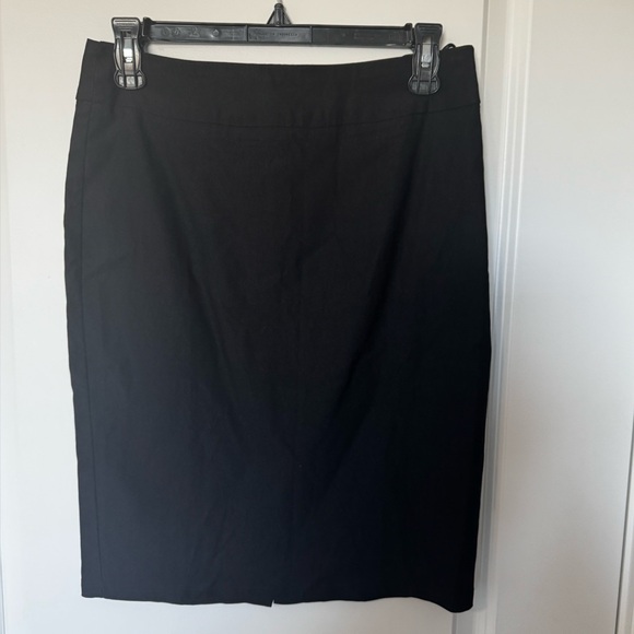 Kate Kasin Dresses & Skirts - NWT Kate Kasin Black Pencil Skirt size medium